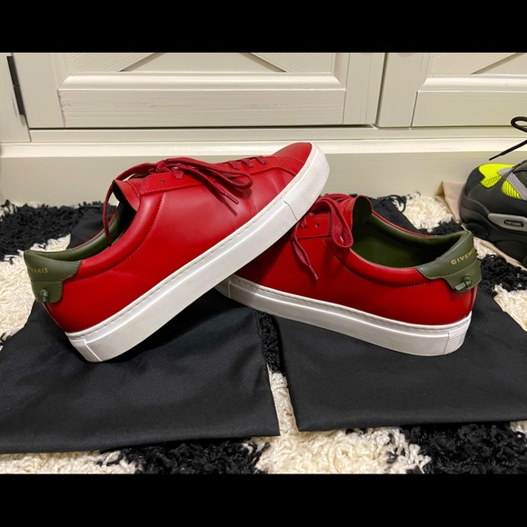 EUC Men’s Size 8 Givenchy Urban Street Leather Low-top Sneakers In Red/Olive - Picture 2 of 13